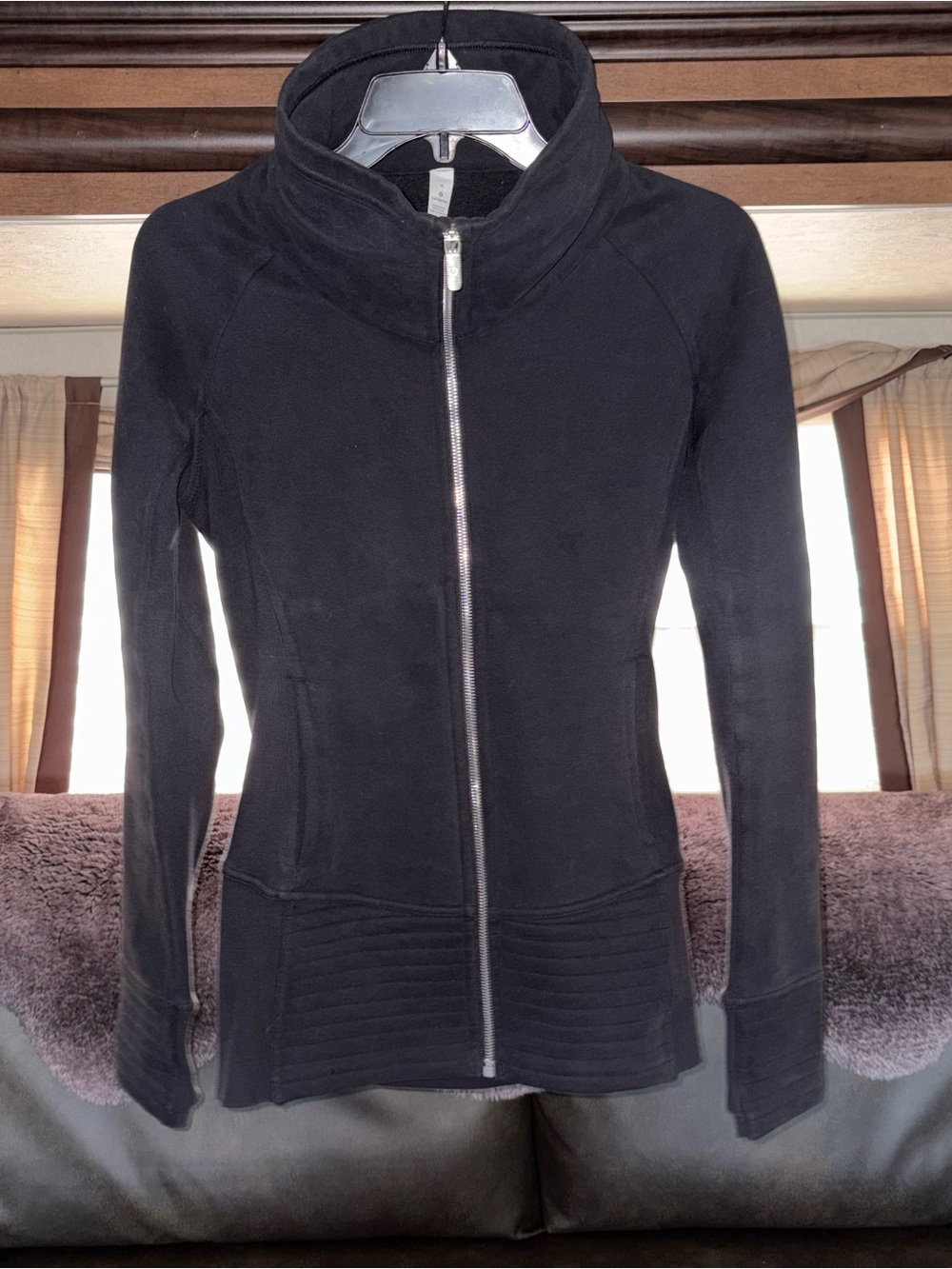 LuluLemon Black Scuba